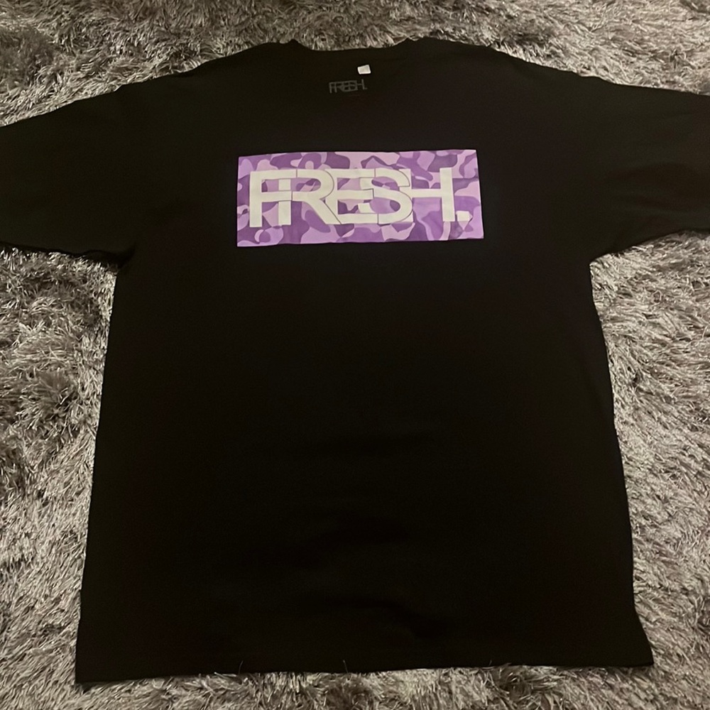 Fresh Camo Black Tee Size XL